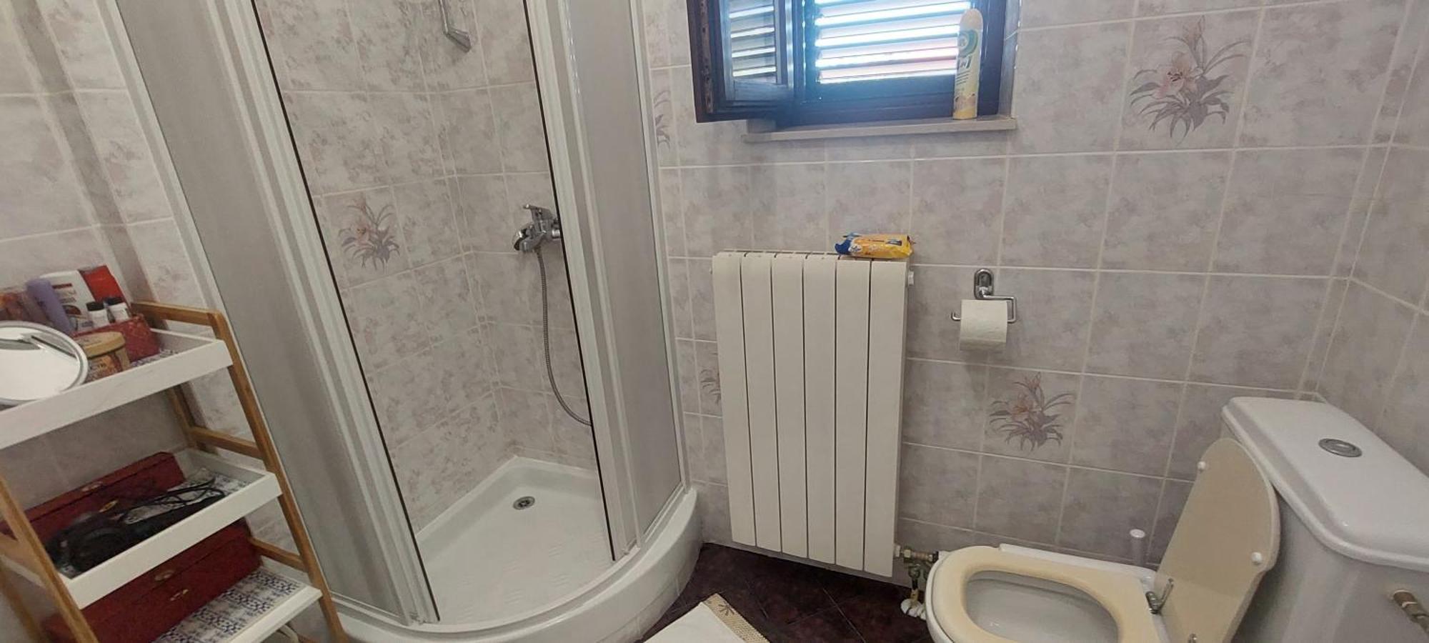 Holiday House "Lea" Lukoran Екстериор снимка