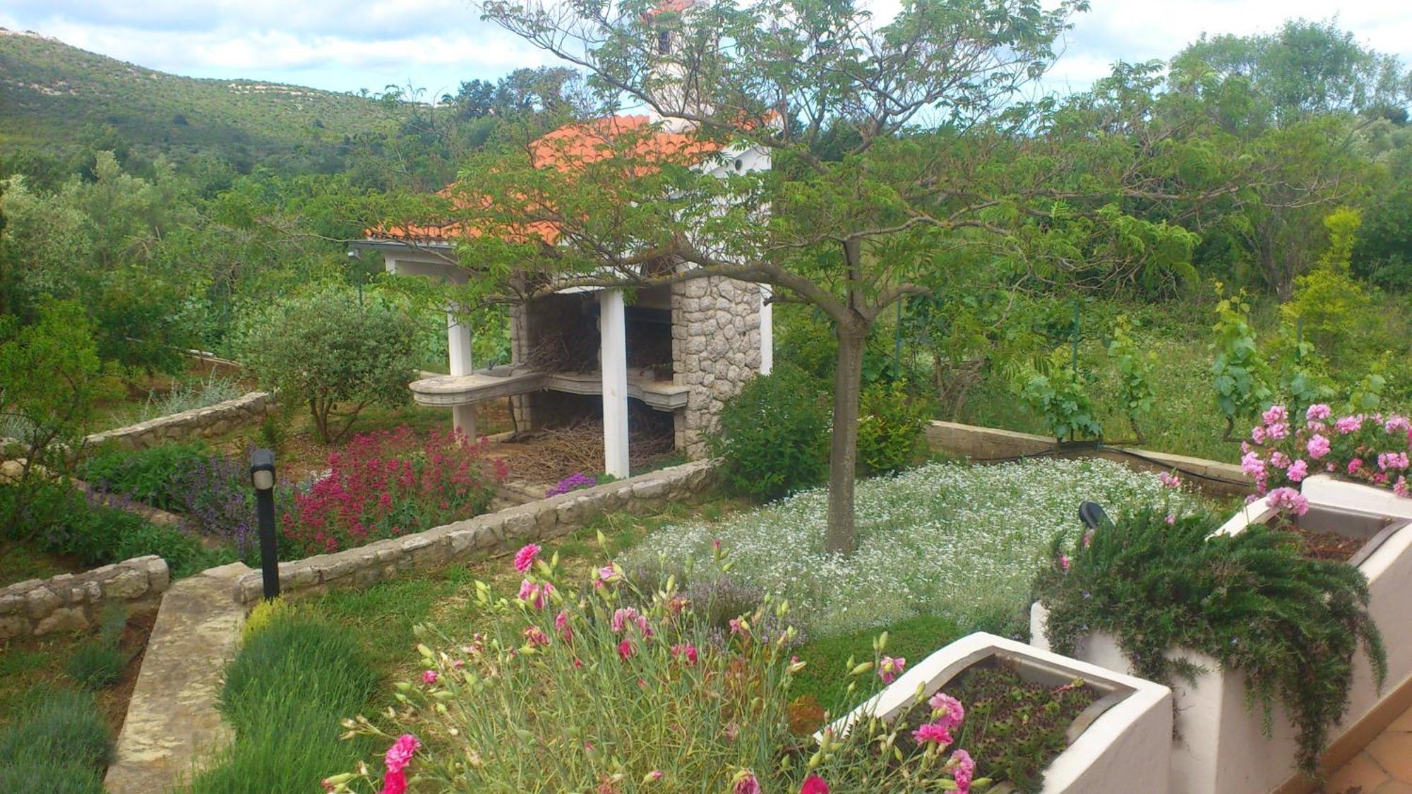 Holiday House "Lea" Lukoran Екстериор снимка